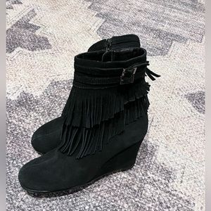 Aerosoles Plumming Bird Wedge Bootie